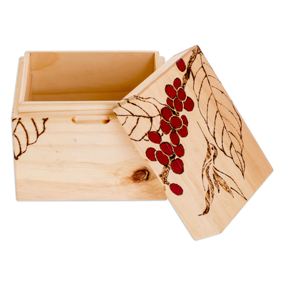 Dekorative Box aus Holz - Dekorative Box aus Kiefernholz mit geschnitztem Obst- und Kolibri-Motiv