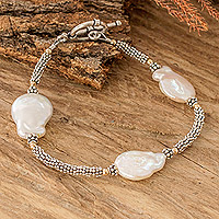 Pulsera de estación de perlas cultivadas, 'Luminosidad exquisita' - Pulsera de estación de plata de ley con perlas cultivadas tipo moneda