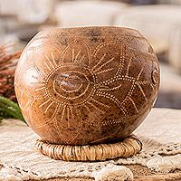 Dried gourd decorative accent, 'Sunflower Essence' - Hand-Carved Sunflower-Themed Dried Gourd Decorative Accent