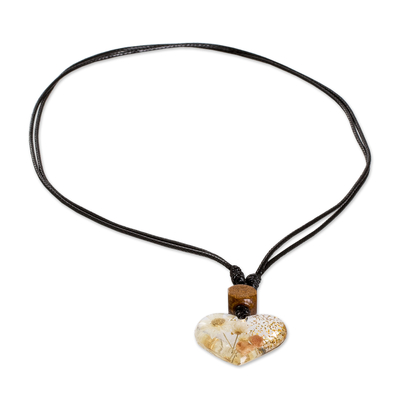Halskette mit Anhänger aus Harz - Herzförmige Gänseblümchen-Anhänger-Halskette aus Kunstharz