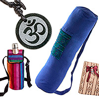 Set de regalo curado, 'Serenity & Yoga' - Set de regalo curado hecho a mano con temática de bienestar y yoga