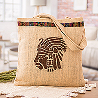 Bolso de mano de fibra natural, 'Warrior Era' - Tote de fibra de yute con acento de algodón Maya Warrior serigrafiado