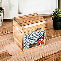 Dekorative Box aus Holz, „Harmonious Secrets“ – handgefertigte dekorative Box mit Kolibri-Mosaik in hellen Farbtönen