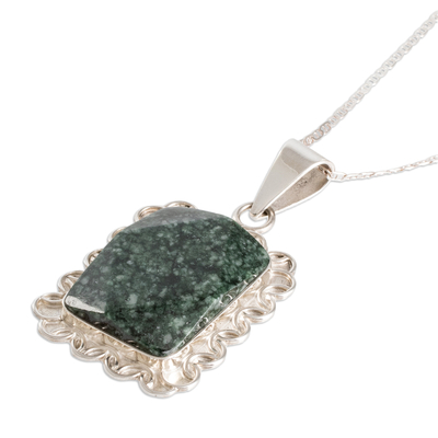 Collar con colgante de jade - Collar de Plata con Colgante de Jade Verde Oscuro Facetado