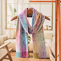 Rayon-Chenille-Schal, „Pastel Dream“ – handgewebter pastellfarbener Rayon-Chenille-Schal mit Fransen