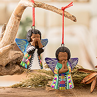 Adornos de ceramica, (par) - Par de adornos de ángel vestido con atuendo tradicional guatemalteco