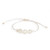 Pulsera colgante de macramé con cuentas de cristal - Brazalete de macrame con colgante con cuentas de cristal en tono blanco