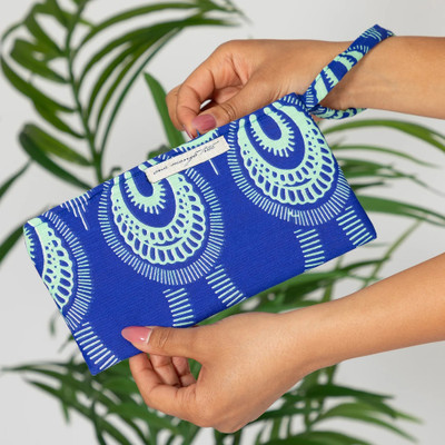 Cotton wristlet, 'Uganda Style' - Handmade Cotton Waxcloth Wristlet Bag from Uganda