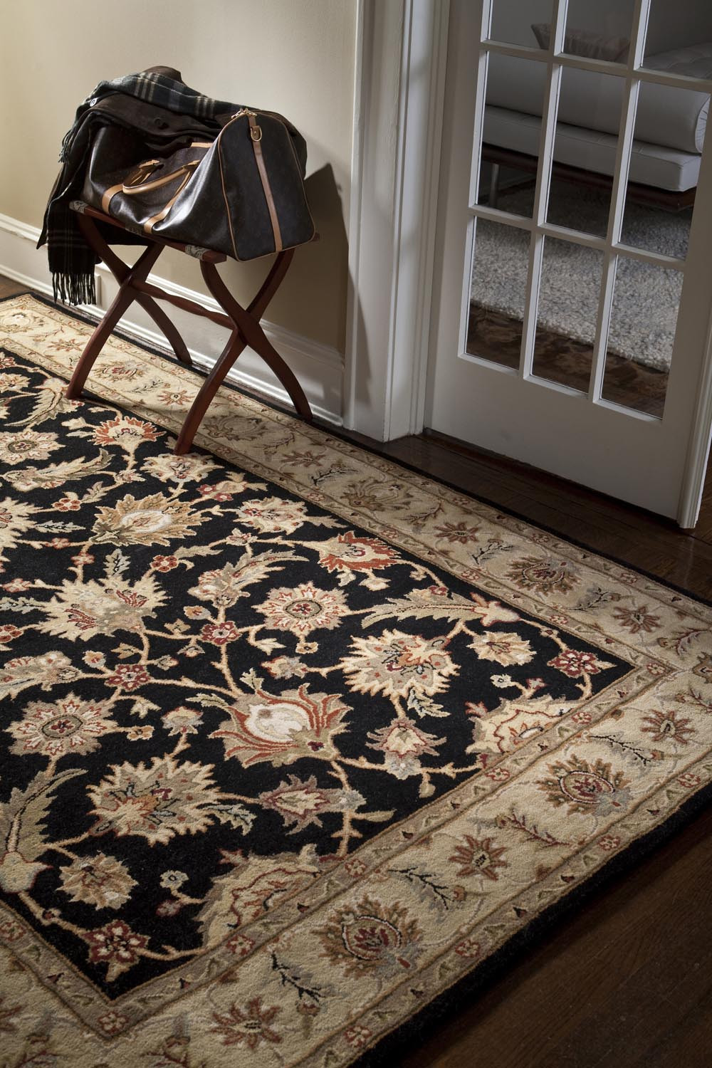 Classic Oriental Black/Taupe Wool Area Rug Sand Border Orient NOVICA