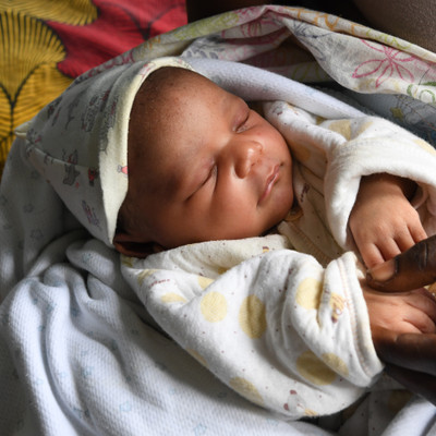Help deliver a baby - Help deliver a baby