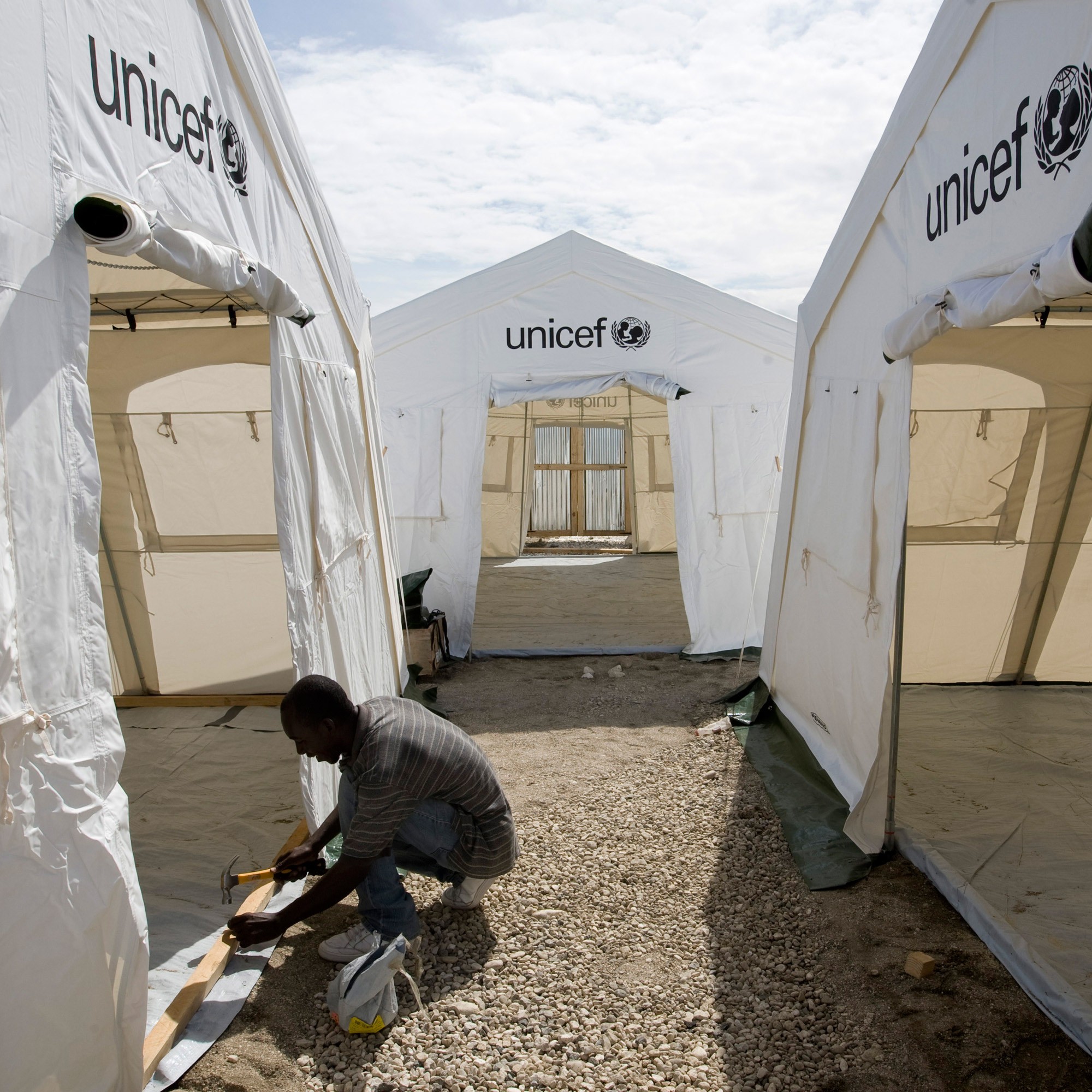 UNICEF Market Tent for a temporary school or clinic Inspired Gifts