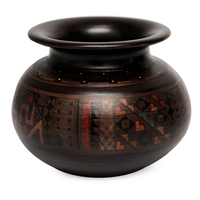 Cuzco vase, 'Inca Mother' - Handmade Cuzco Ceramic Vase
