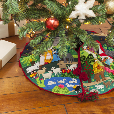 Weihnachtsbaumrock mit Applikation - Peruanischer Folk-Art-Baumwoll-Weihnachtsszenen-Baumrock