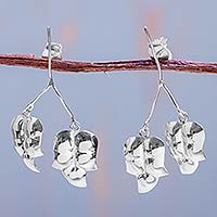 Silver flower earrings, 'Wintergreen' - Silver flower earrings