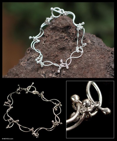 Silver charm bracelet, 'Quiet Ocean' - Artisan jewellery Fine Silver Link Bracelet