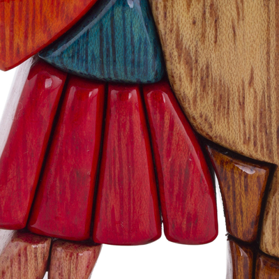 Skulptur aus Zedernholz und Mahagoni - Handgeschnitzte Holzskulptur andischer Volkskunst