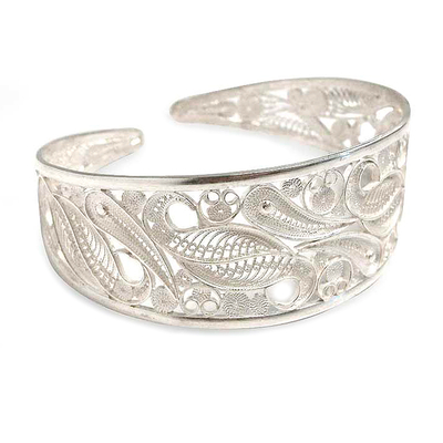 Silver filigree cuff bracelet, 'Floral Breeze' - Hand Made Floral Fine Silver Filigree Bracelet