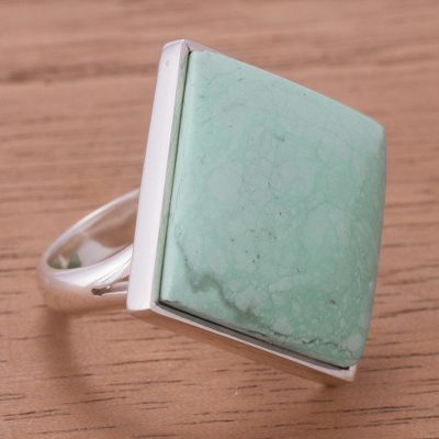 Variscite cocktail ring, 'Endless Ocean' - Hand Crafted Peruvian Fine Silver Cocktail Ring