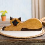 Ishpingo wood sculpture, 'Siamese Cat' - Artisan Crafted Peruvian Wood Cat Sculpture