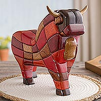 Wood sculpture, Lucky Bull from Pucara (large)