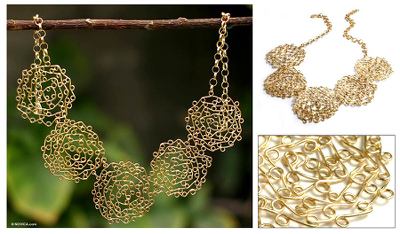 Gold vermeil collarette necklace, 'Rosette' - Gold vermeil collarette necklace