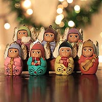 Keramikornamente, „Angel Choir“ (7er-Set) - Einzigartige weihnachtliche Keramikornamente (7er-Set)