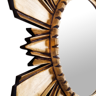 Mohena-Holzspiegel, „Cuzco Sun“ (mittelgroß) – Handgefertigter vergoldeter Holzspiegel (mittelgroß)