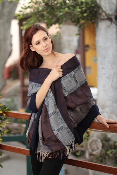 100% alpaca shawl, 'Nazca Night' - Alpaca Wool Hand Woven Shawl