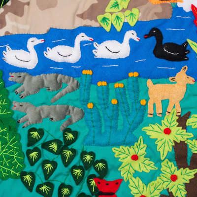 Aplique colgante de pared, 'Amazonía peruana' - Aplique hecho a mano Arte popular Pájaro colgante de pared