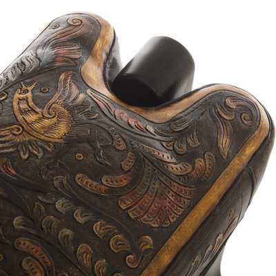 Hocker aus Mohena-Holz und Leder - Handgefertigter Fußhocker aus Leder und Holz mit gewölbtem Pferdesitz