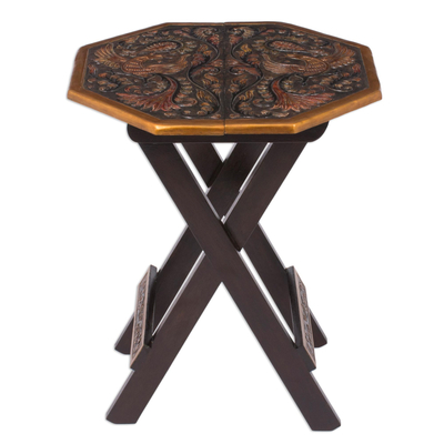 Mesa plegable Mohena de madera y piel. - Mesa plegable de madera de cuero con temática de animales peruanos. 