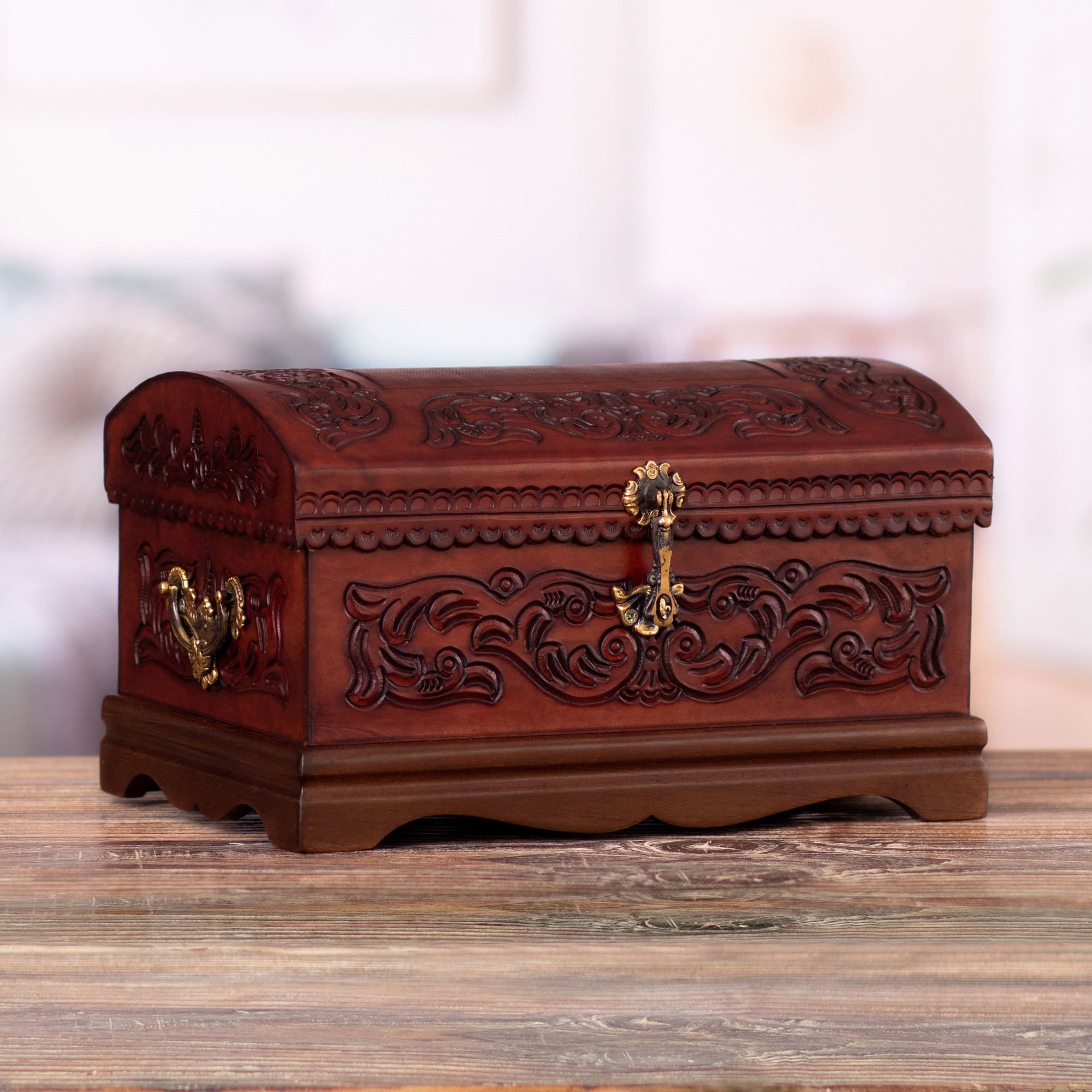 Decorative Chest Colonial Leather Jewelry Box Legacy Chest Colonial Leather Jewelry Box