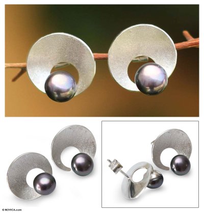 Cultured pearl button earrings, 'Pearl Moons' - Gray Pearl .925 Silver Peruvian Button Earrings