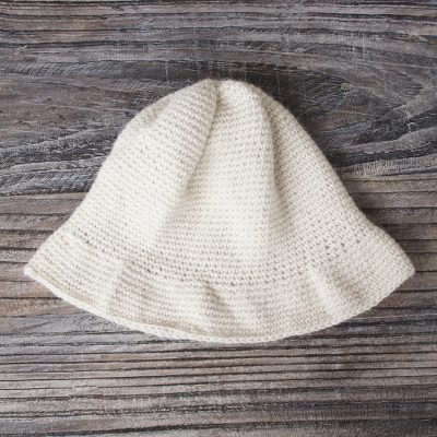 100% alpaca hat, 'Snowdrop' - 100% alpaca hat