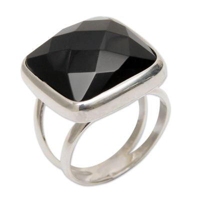 Obsidian cocktail ring, 'Lima Treasure' - Peruvian Sterling Silver Single Stone Obsidian Ring