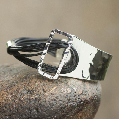 Sterling silver and leather bracelet, 'Queen of Collasuyo' - Collectible Women's Sterling Silver and Leather Bracelet