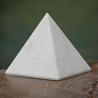 Onyx pyramid, 'White Light of Peace' - Andean Onyx Pyramid Sculpture