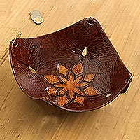 Featured review for Leather catchall, Caramel Star Tattoo