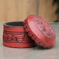 Leather box, 'Andean Secrets' - Round Tooled Leather Box and Lid