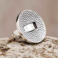 Ring aus Sterlingsilber, „Modern Dots“ – handgefertigter Ring aus strukturiertem Silber