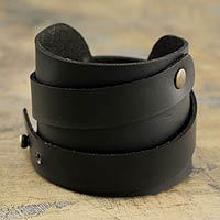 Men's leather wrap bracelet, 'Wari Warrior in Black' - Men's Black Leather Wrap Wristband Bracelet