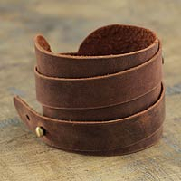 Men's leather wrap bracelet, 'Wari Warrior in Brown' - Men's Artisan Crafted Leather Wristband Bracelet