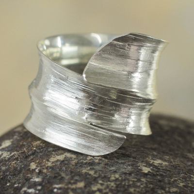 Sterling silver wrap ring, 'Bold Textures' - Handcrafted Andean Silver Wrap Ring