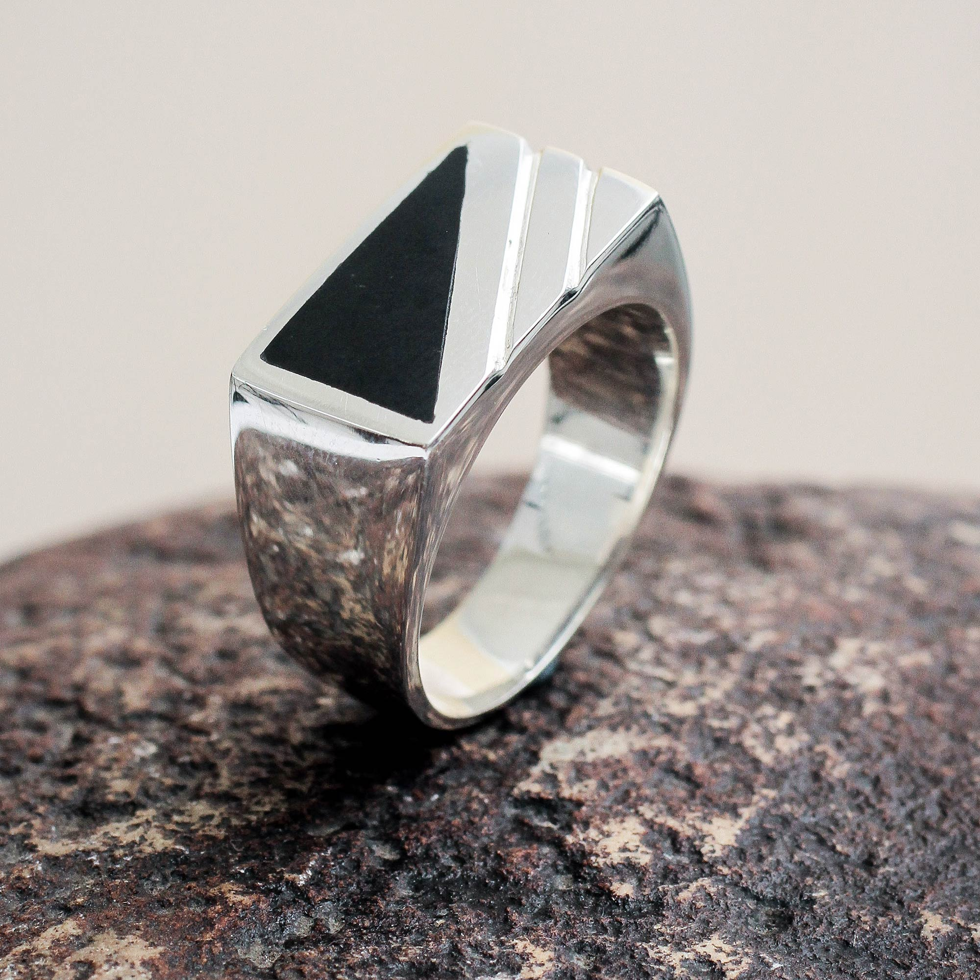 Modern Men's Onyx Ring Crafted of Andean 950 Silver, 'Night Shadow'
