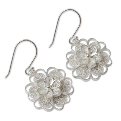 Pendientes de flores de plata de ley, 'Filigrana Jazmín' - Pendientes de flores peruanas de filigrana de ley artesanales