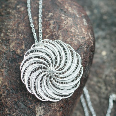 Sterling silver pendant necklace, 'Filigree Mum' - Artisan Crafted Sterling Filigree Peruvian Flower Necklace
