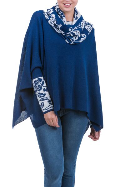 100% alpaca poncho with sleeves, 'Blue Roses' - Blue and White Baby Alpaca Poncho with Rose Motif