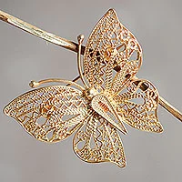 filigree brooch