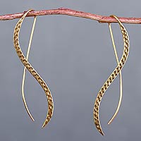 Pendientes colgantes chapados en oro, 'Flowing Stream' - Pendientes de plata de ley chapados en oro minimalistas hechos a mano