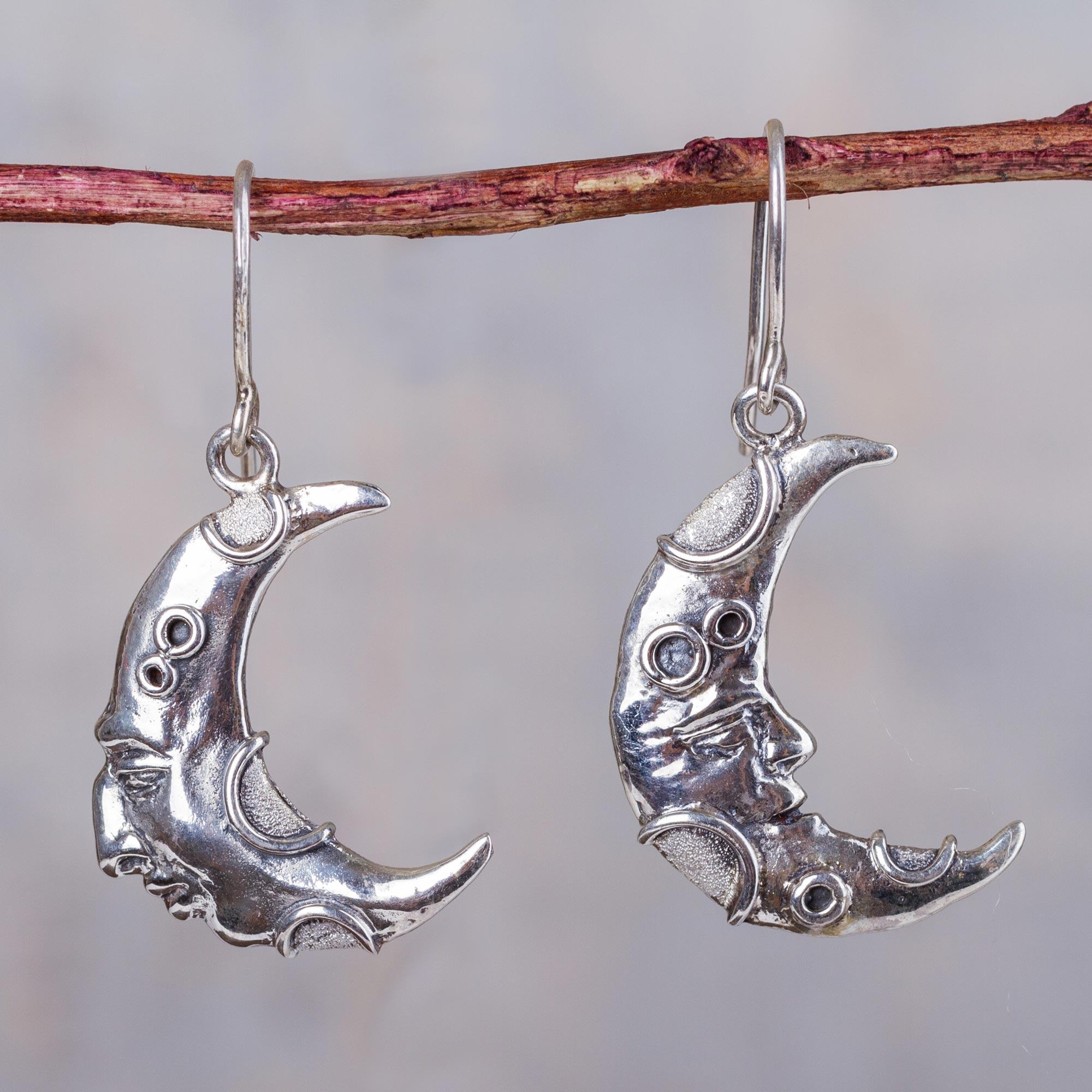 Large Crescent Moon earrings | ellarydesign.com